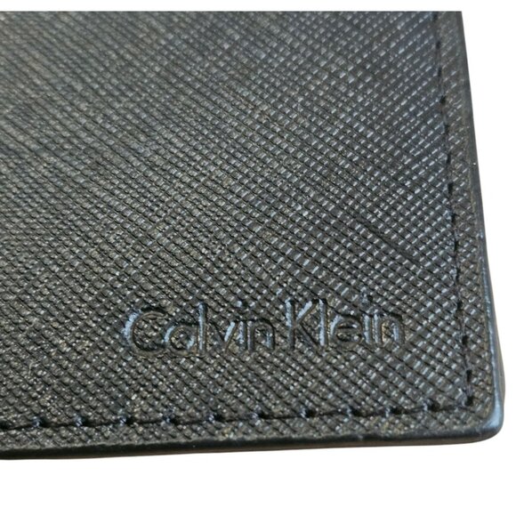 Calvin Klein Slim Mens Bifold Wallet Black Textured Leather Multiple Card Slots - Picture 2 of 9